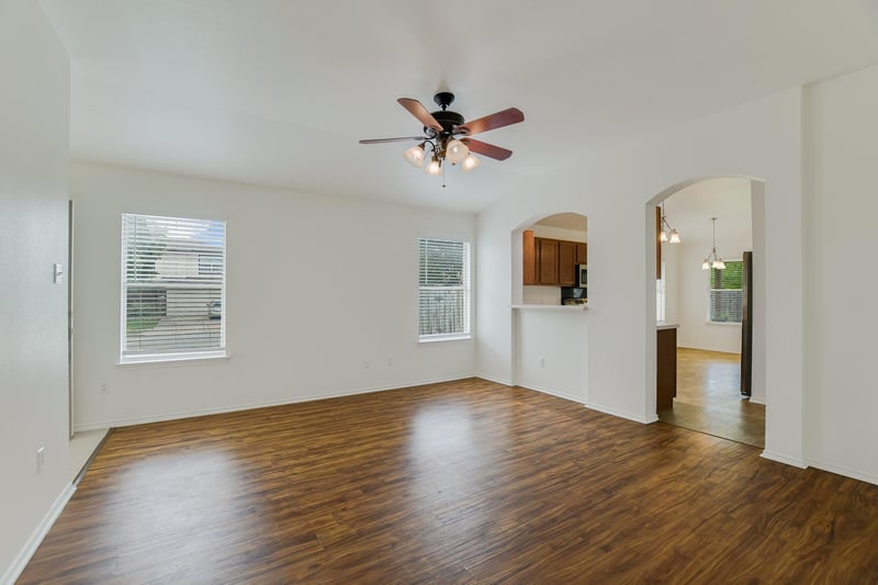 303 Delby ST, Hutto, TX 78634