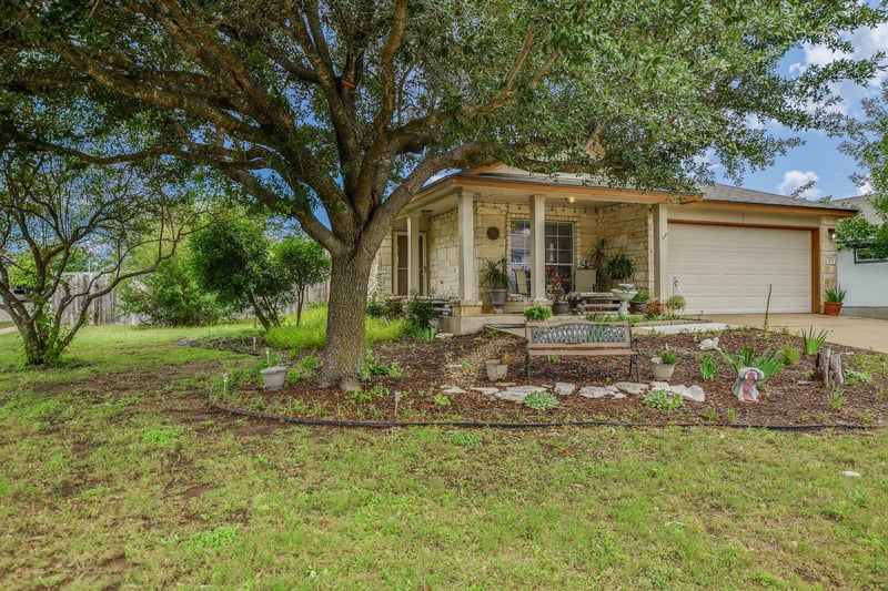 303 Delby ST, Hutto, TX 78634