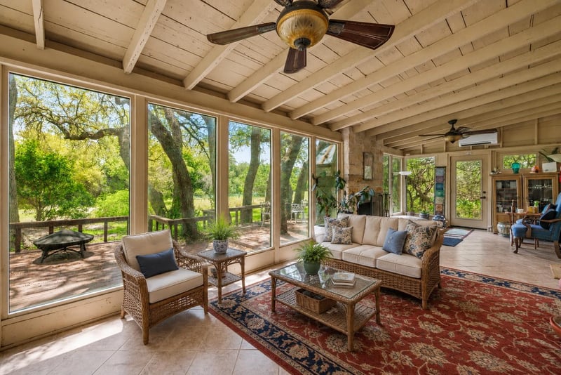 1250 County Road 200, Liberty Hill, TX 78642