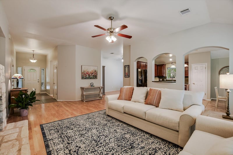 1515 Laurel Oak Loop, Round Rock, TX 78665