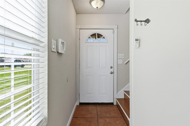 1407 Warrior LN, Del Valle, TX 78617