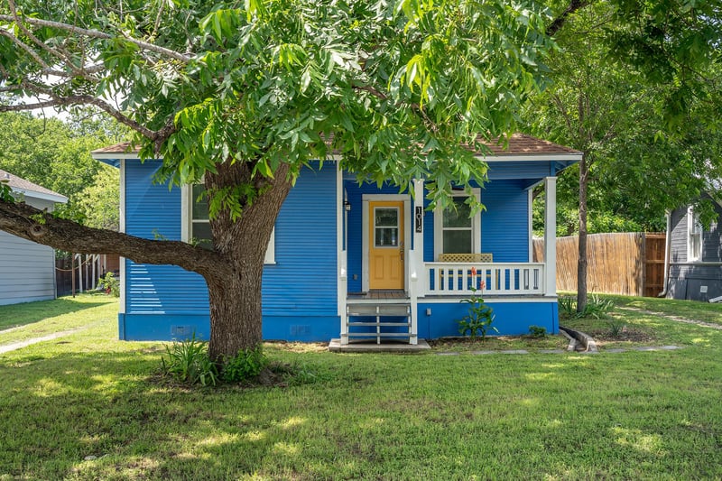 1014 6th ST, Taylor, TX 76574