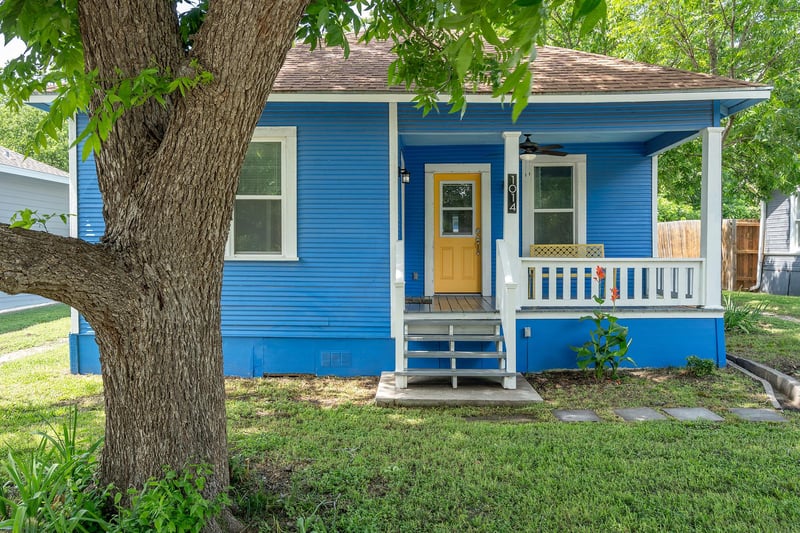 1014 6th ST, Taylor, TX 76574