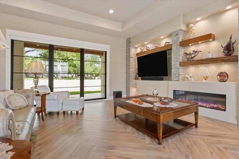 309 Highland Spring LN, Georgetown, TX 78633