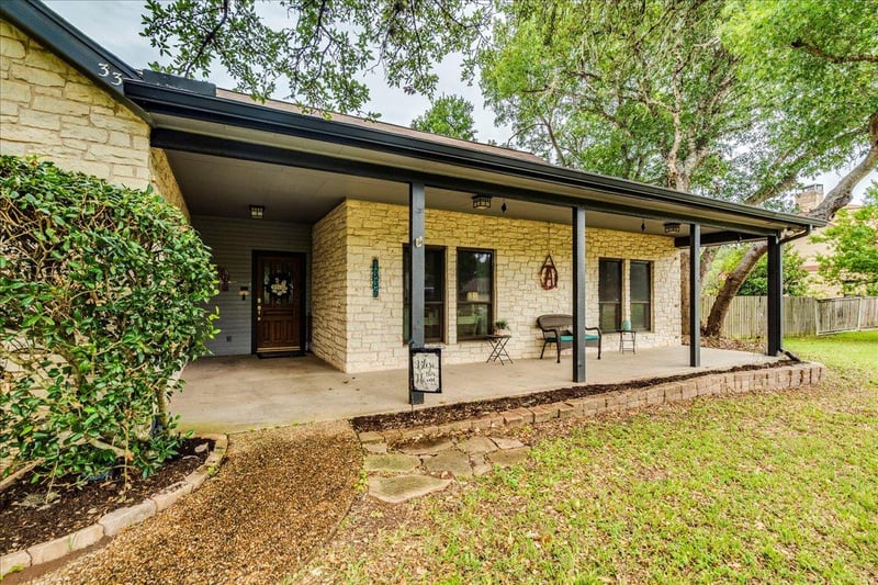 336 Primrose DR, Kyle, TX 78640