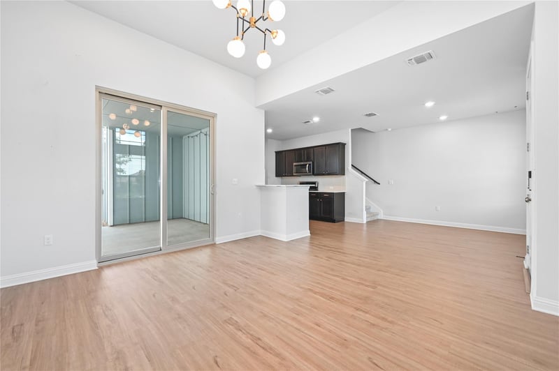 7910 Lennon DR, Austin, TX 78744