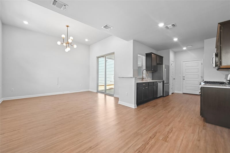 7910 Lennon DR, Austin, TX 78744