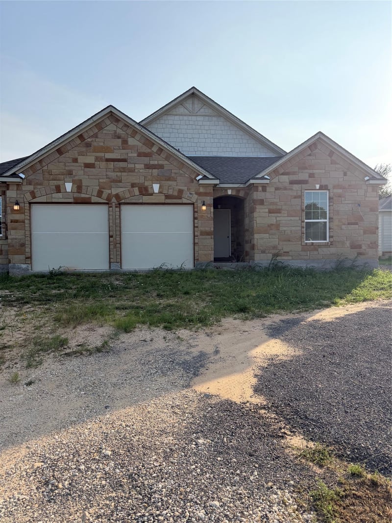 140 Arosa DR, Elgin, TX 78621