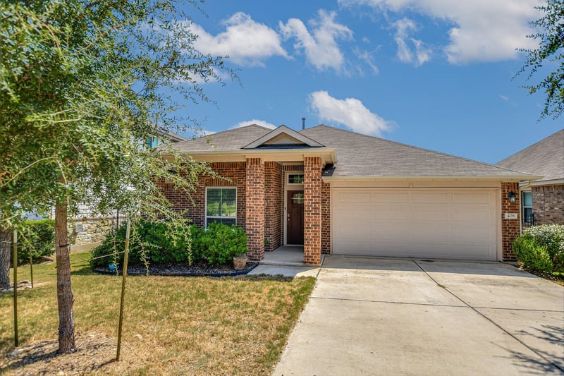 408 Red Matador LN, Leander, TX 78641
