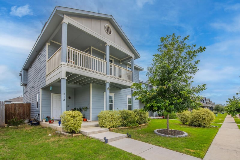212 Timber Brook DR, Hutto, TX 78634