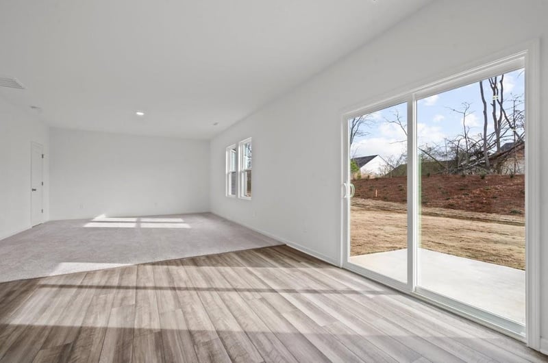 329 Sieders ST, Taylor, TX 76574