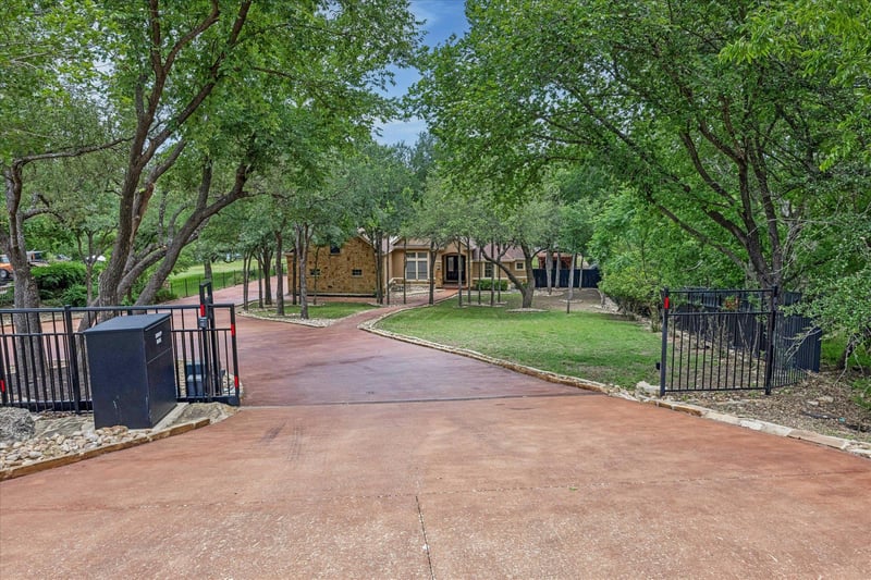 1804 Brushy Bend DR, Round Rock, TX 78681