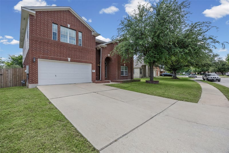 20521 Farm Pond LN, Pflugerville, TX 78660