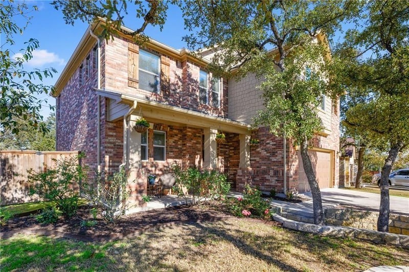 1524 Uhland DR, Leander, TX 78641