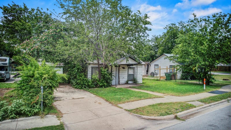 308 Austin Ave, Round Rock, TX 78664