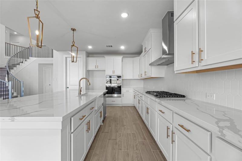 7400 Desert Needle DR, Lago Vista, TX 78645
