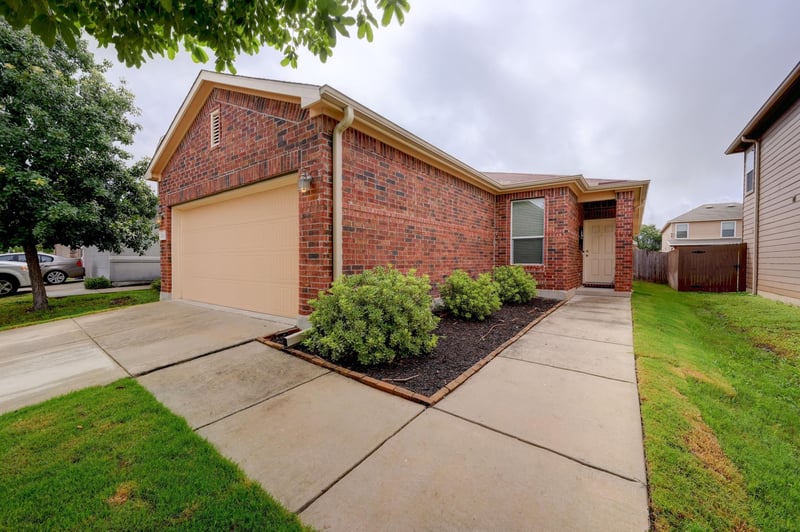 2032 Brandywine DR, New Braunfels, TX 78130