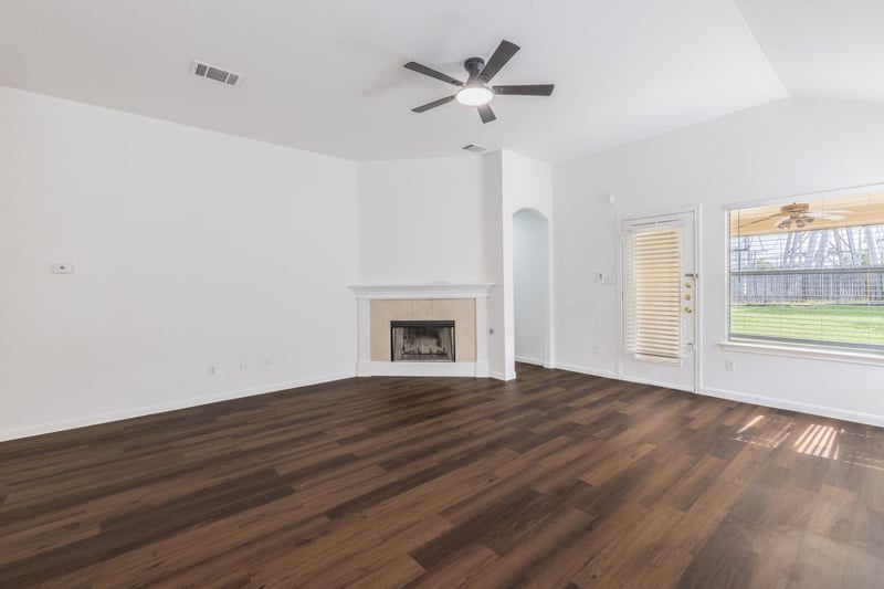 220 Crossing TRL, Round Rock, TX 78665
