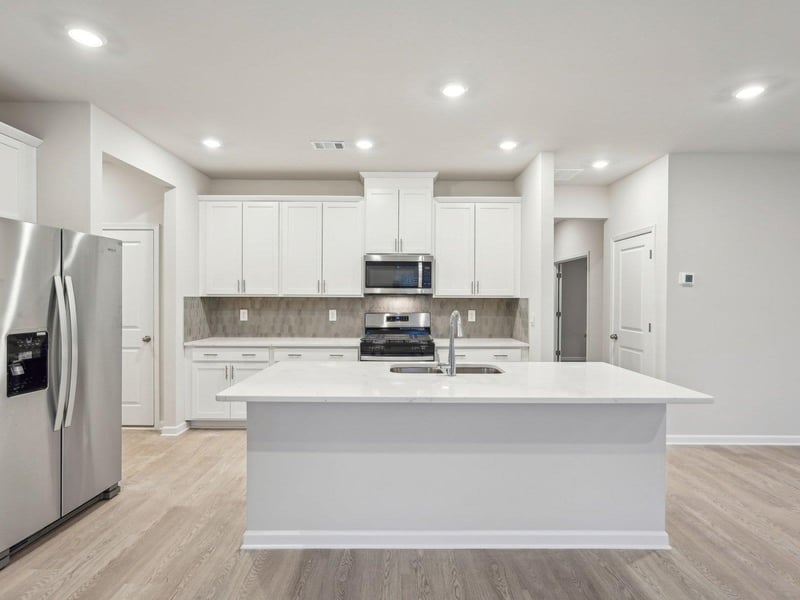 5020 Stockton LN, Del Valle, TX 78617