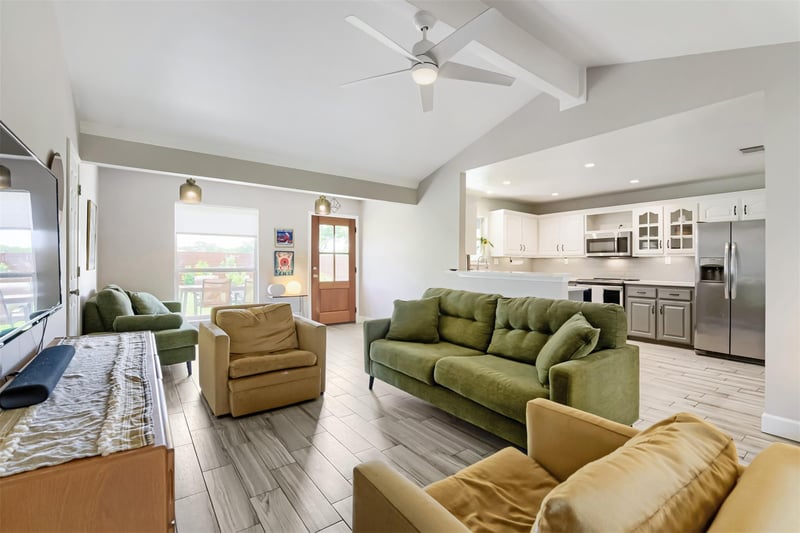 718 Morning Dove CV, Manchaca, TX 78652