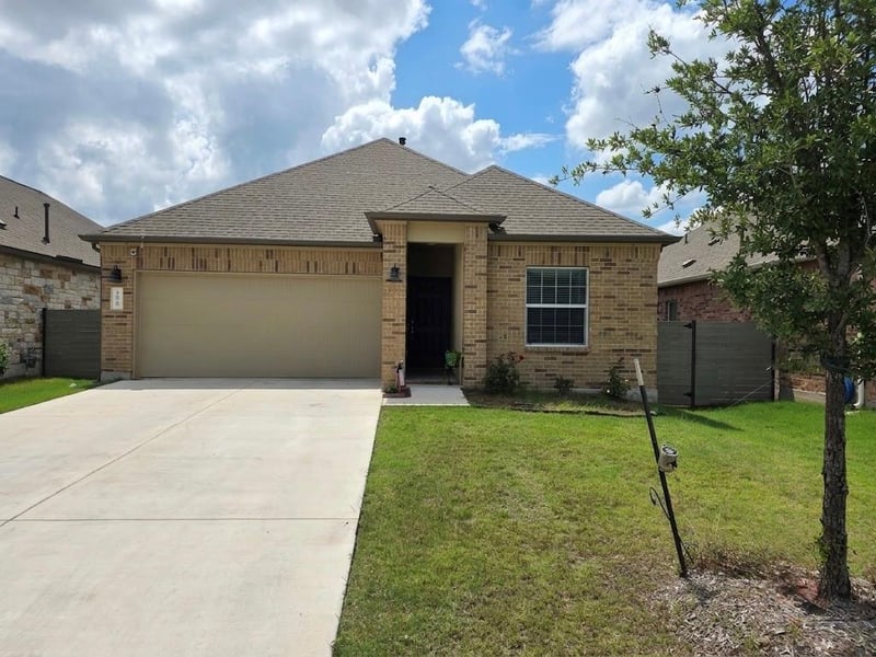 208 Wolf Springs RD, Georgetown, TX 78628