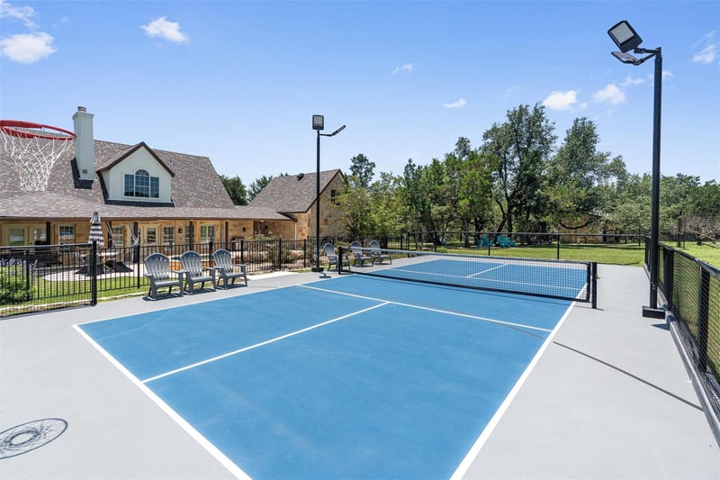 220 Sundance TRL, Dripping Springs, TX 78620