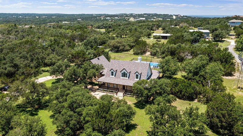 220 Sundance TRL, Dripping Springs, TX 78620