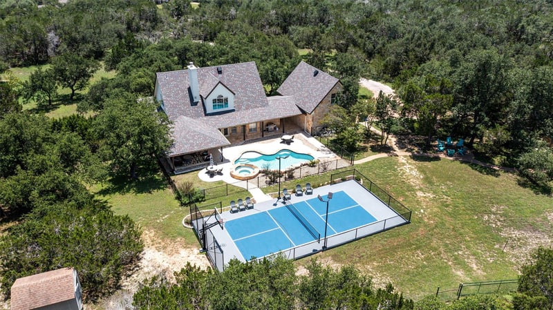 220 Sundance TRL, Dripping Springs, TX 78620