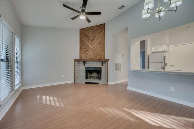 2901 San Jacinto BLVD #306, Austin, TX 78705