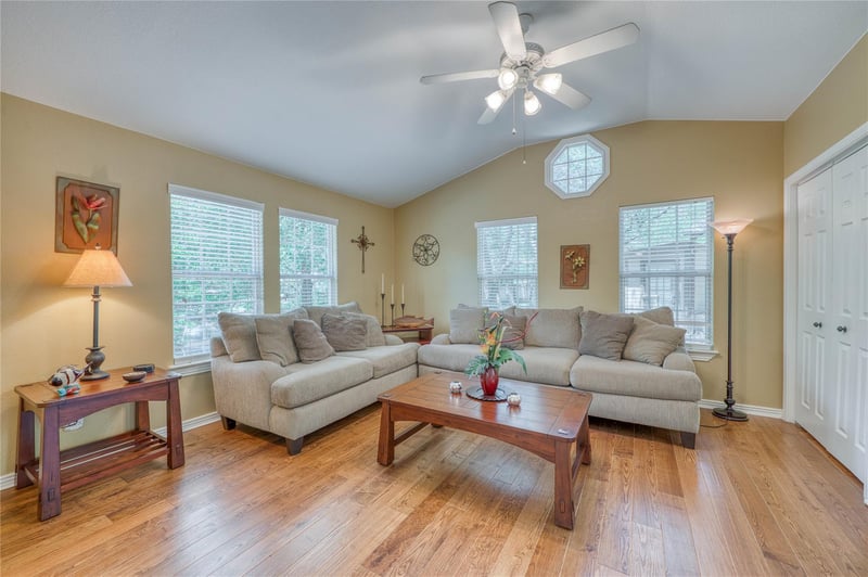 113 Red Bird DR, Kingsland, TX 78639