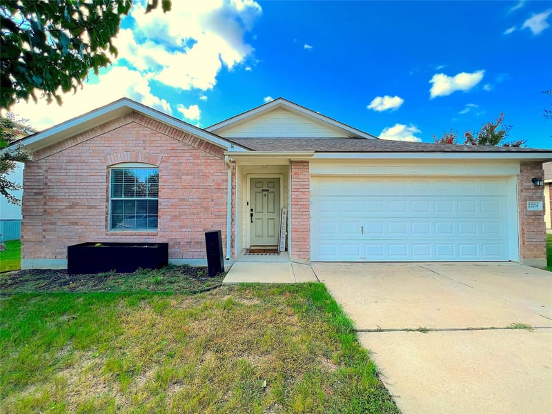 2204 Brewers PL, Taylor, TX 76574