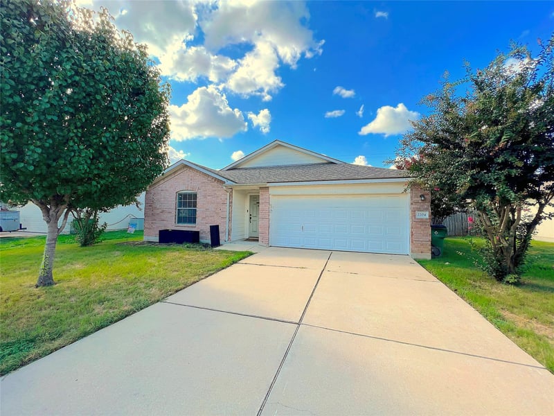 2204 Brewers PL, Taylor, TX 76574