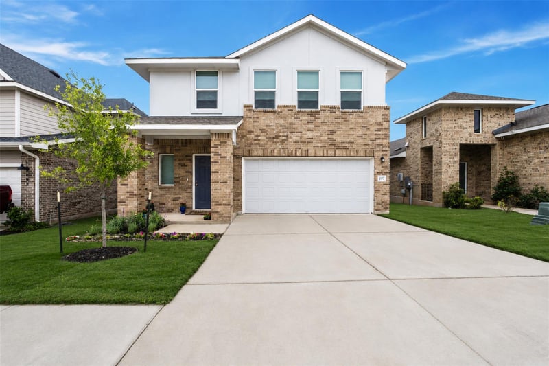 197 Standing Rock LN, Marble Falls, TX 78654