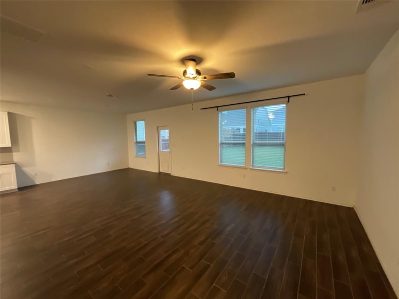 128 Banyon DR, Liberty Hill, TX 78642