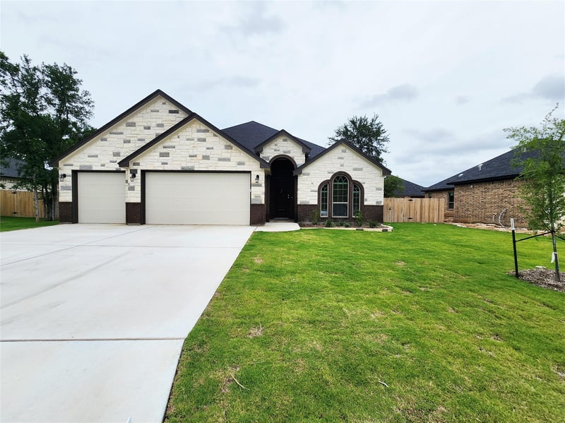 806 Eagle Heights DR, Salado, TX 76571