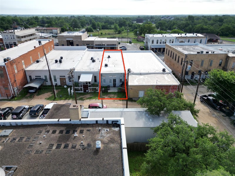 24 Main ST, Elgin, TX 78621