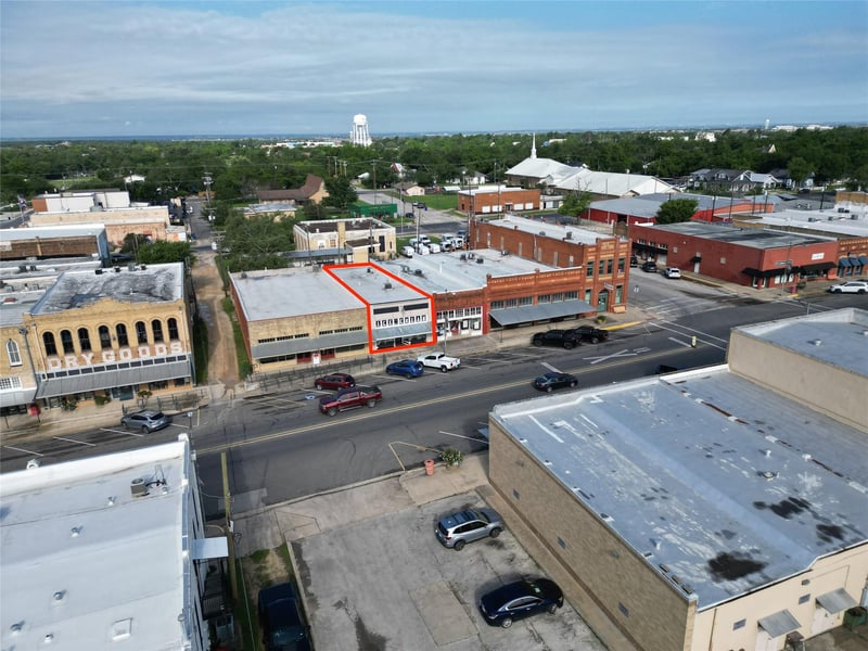 24 Main ST, Elgin, TX 78621