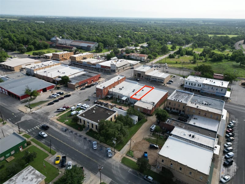 24 Main ST, Elgin, TX 78621