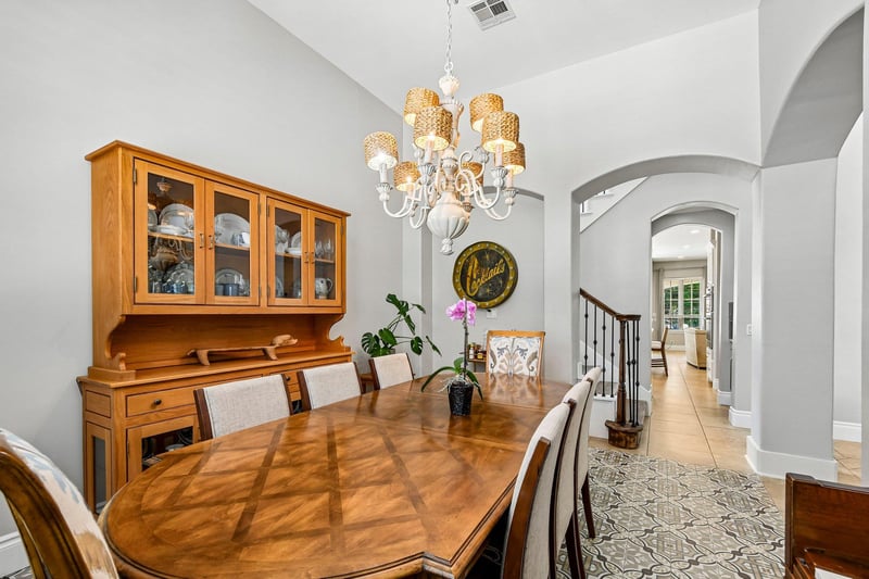 14 Camwood TRL, The Hills, TX 78738
