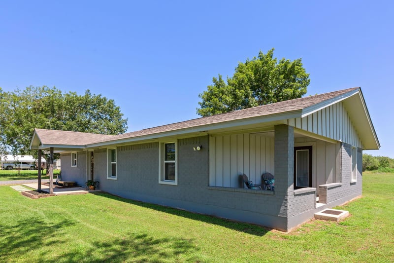 3363 Fm 713 , Lockhart, TX 78644