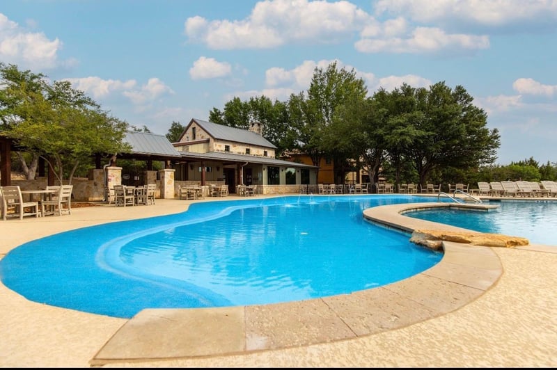 7717 Calcutta Run DR, Jonestown, TX 78645