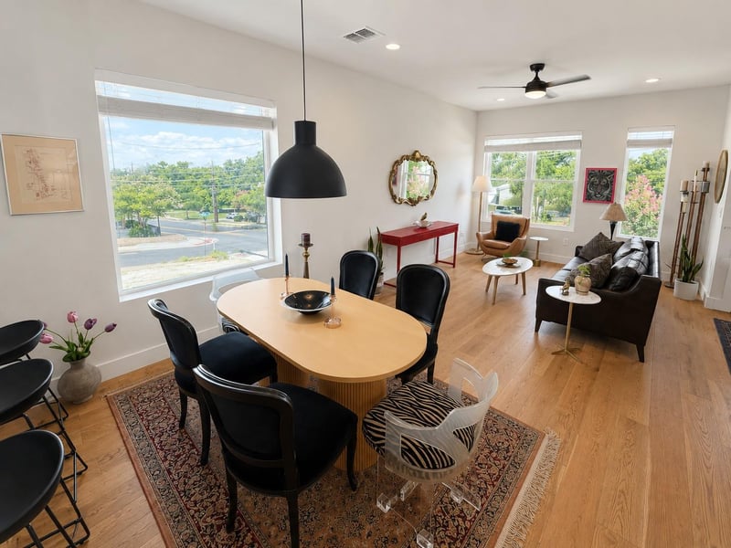 2108 Rosewood Ave #B, Austin, TX 78702