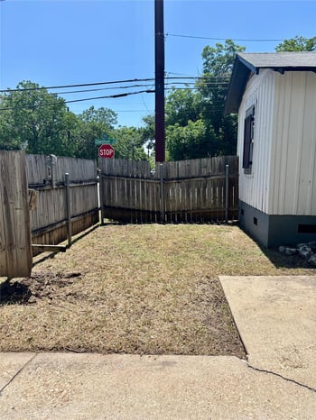 1801 Chestnut Ave, Austin, TX 78702