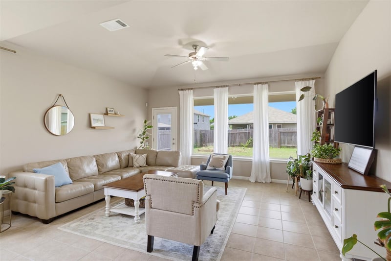 8104 Rosano ST, Round Rock, TX 78665