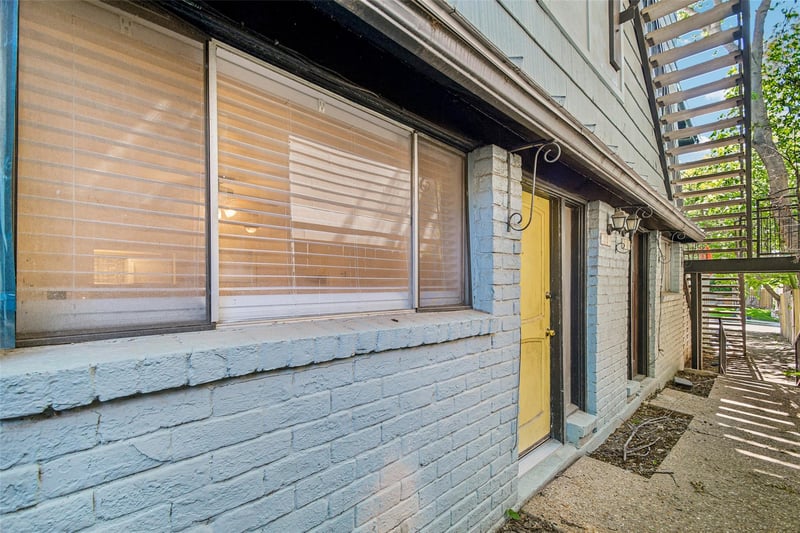2413 Leon ST #104, Austin, TX 78705