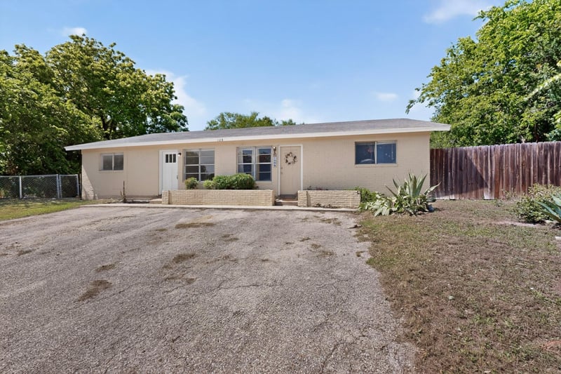 128 Coers CIR, San Marcos, TX 78666