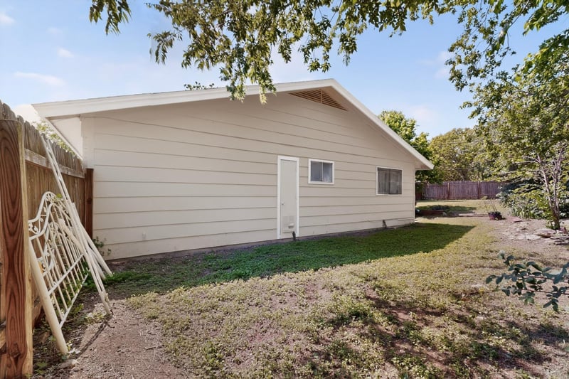 128 Coers CIR, San Marcos, TX 78666