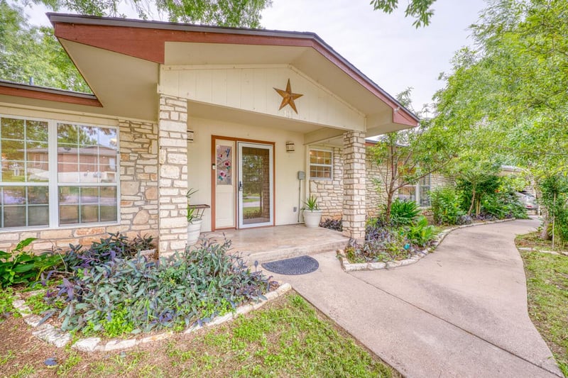 301 6th ST, Marble Falls, TX 78654
