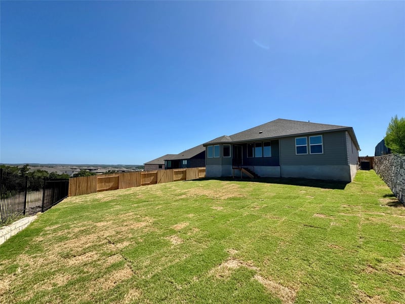 131 Shumard Peak CV, Dripping Springs, TX 78620