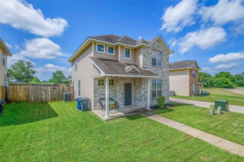 4124 Mcfarland DR, College Station, TX 77845